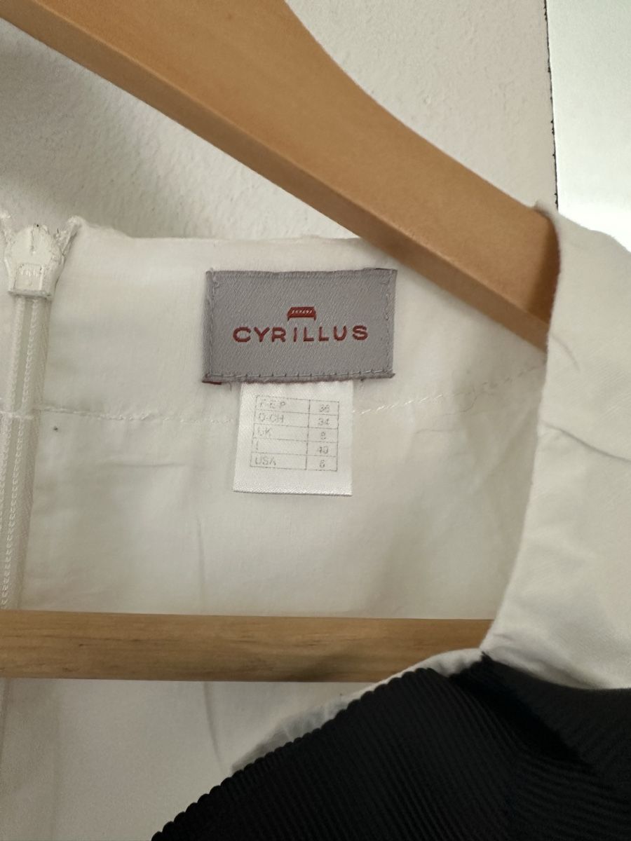 Cyrillus Vestiti: Robe en lin Cyrillus – Usato da Muraz (Collombey) venduto da dor_hp2w 2