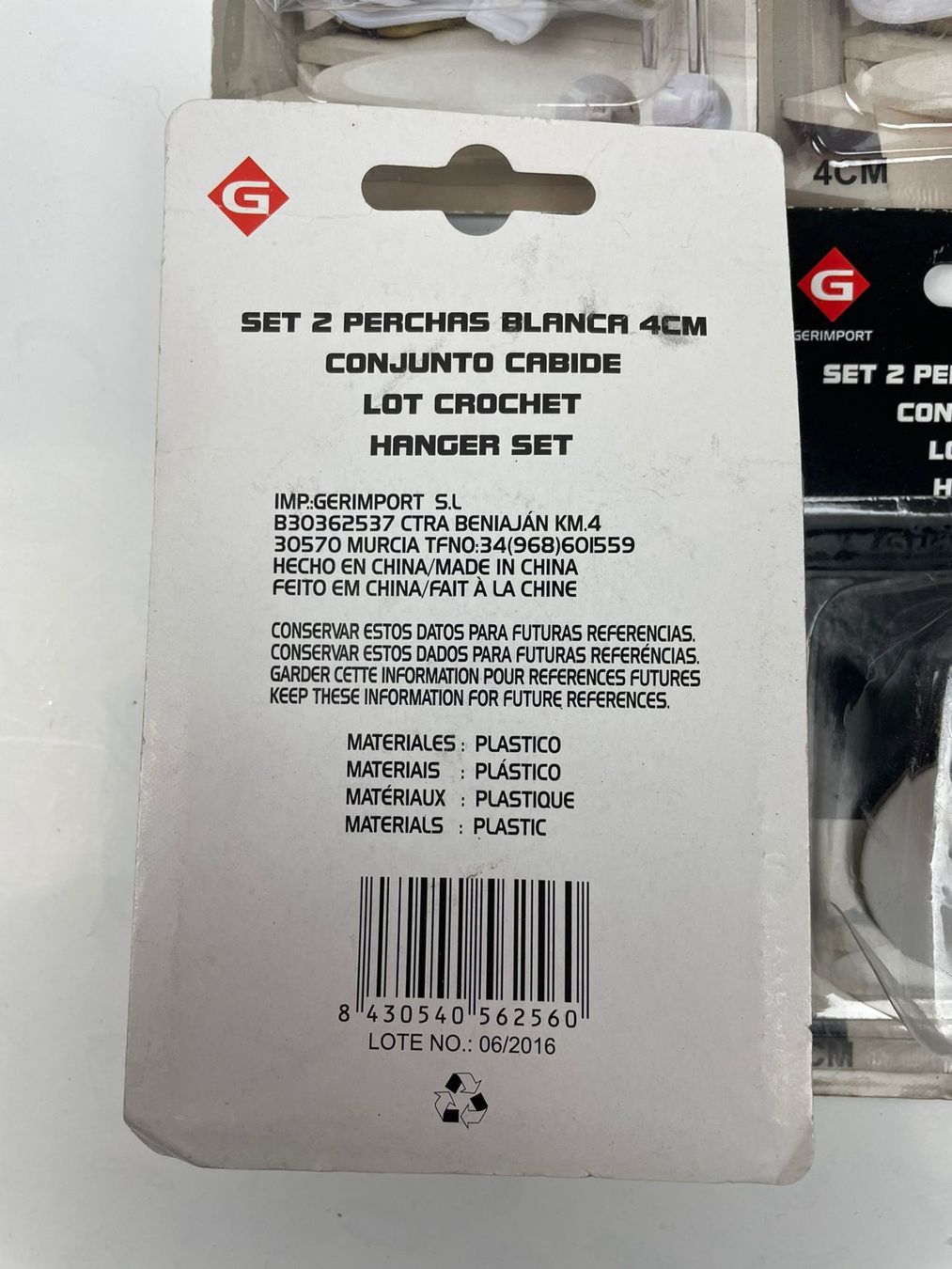 Wandhalterungen: 4er Set Gerimport Saugnäpfe, weiss, Durchmesser 4cm, Neu – Neu und originalverpackt aus Wängi von Thurgauer98 2