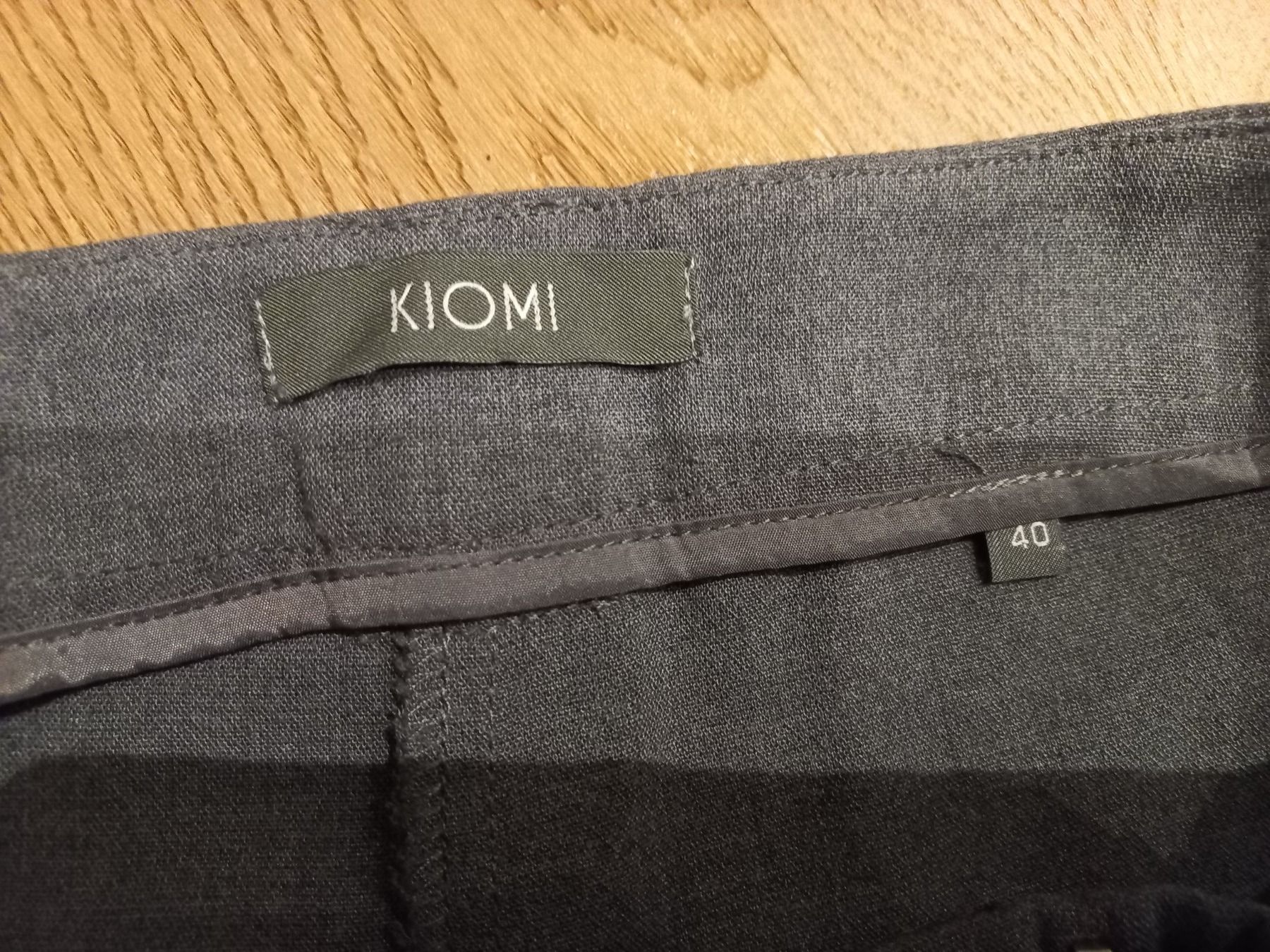 Hosen: Stoffhose von Kiomi grau Gr. 40 – Gebraucht aus Oberuzwil von venditum. 2