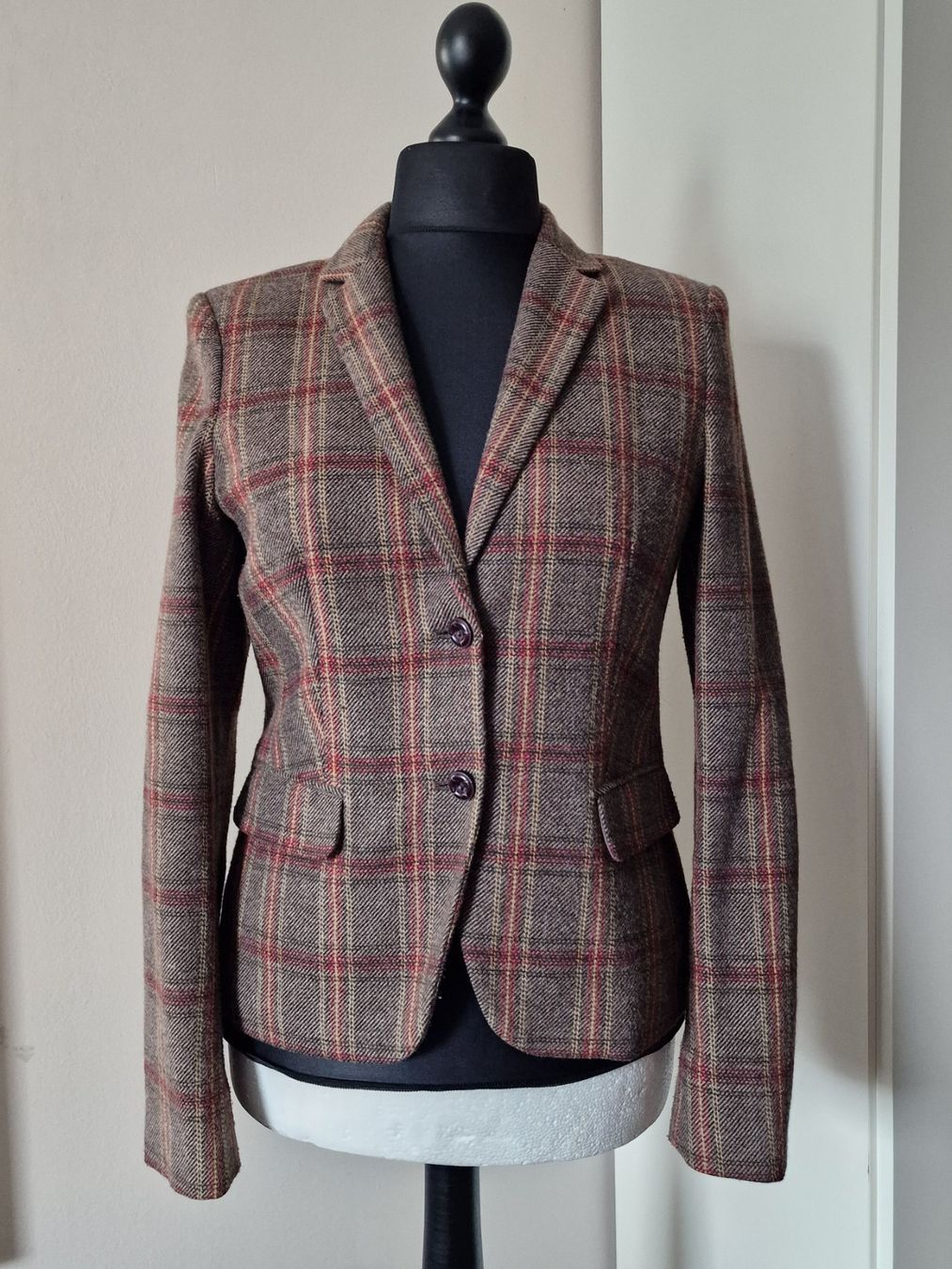 Esprit Jacken: Damen Blazer kariert mit Ellbogenpatch ESPRIT,  Gr.42 – Gebraucht aus Münchenstein von strolch001
