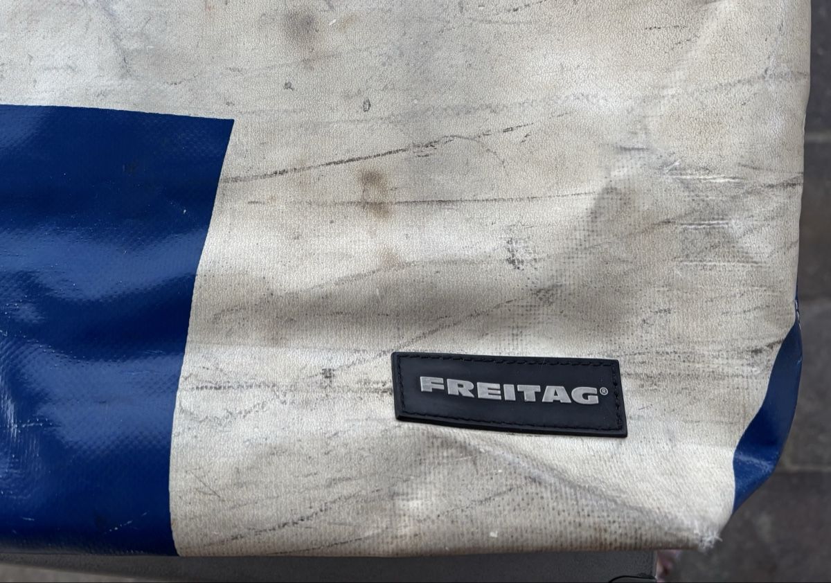 Freitag Borse: Schultertasche Freitag Modell  Bob – Nuovo (secondo la descrizione) da Rafz venduto da ric_9hfy 6