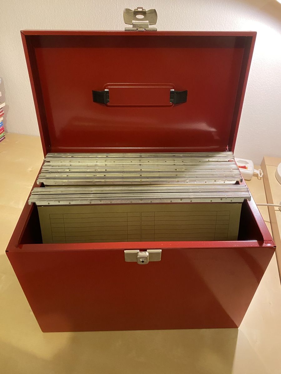 Altro in Decorazioni & Accessori: Boîte en métal rouge – Usato da Gland venduto da Steph1233 1