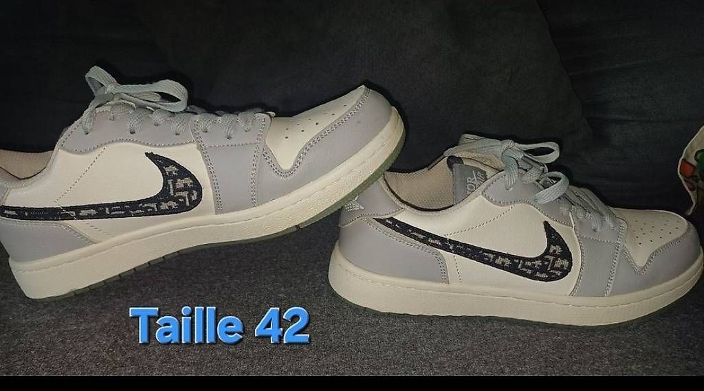 Chaussures hommes: Nike taille 42 – D'occasion à Lausanne par RUBY.1990 1