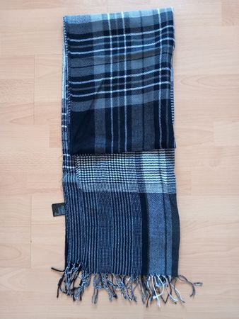 Echarpe H&M à carreaux en laine et acrylique