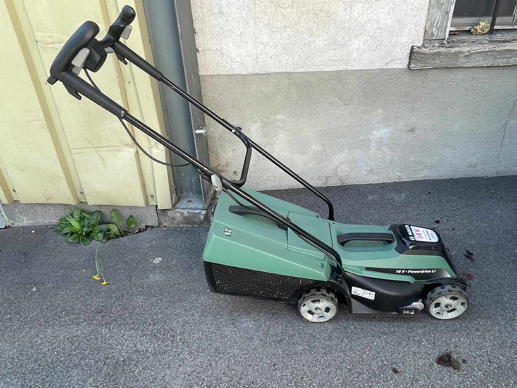 Bosch Tagliaerba: Rasenmäher Bosch 18  Volt – Usato da Steinen venduto da Ancillotti
