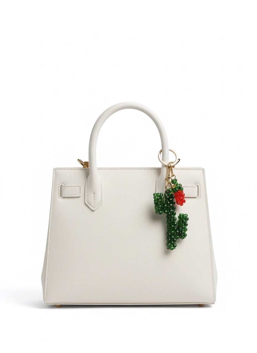 Sacs: Handmade Beaded Cactus and Pepper Bagchain – Neuf avec emballage d'origine à Saland par ele_vc96 1