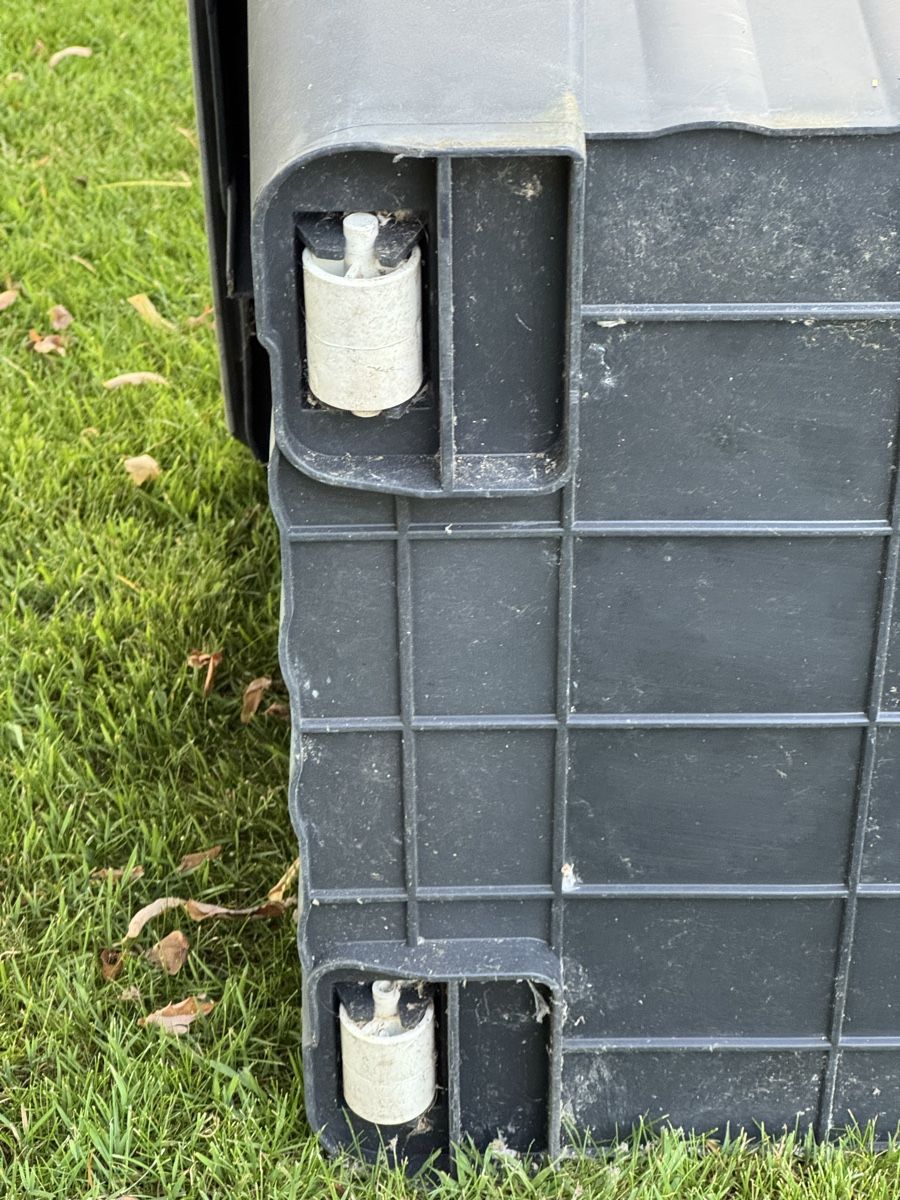 Box contenitori: Gartenbox / Kissenbox – Usato da Kradolf venduto da Bugster 2