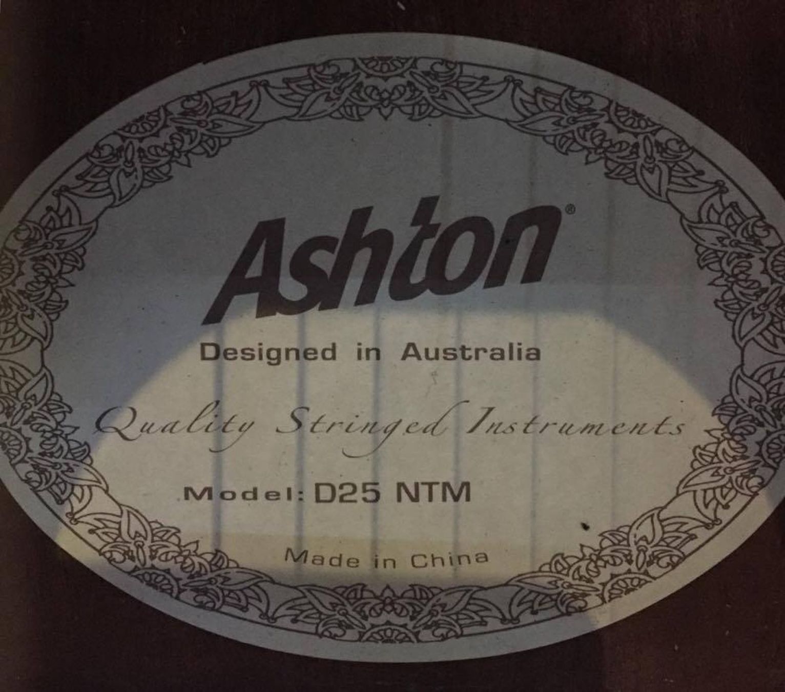 Strumenti musicali: Ashton D25 Akustikgitarre mit Stimmgerät Neu – Nuovo e nell'imballaggio originale da Aesch LU venduto da Musicaudio 4