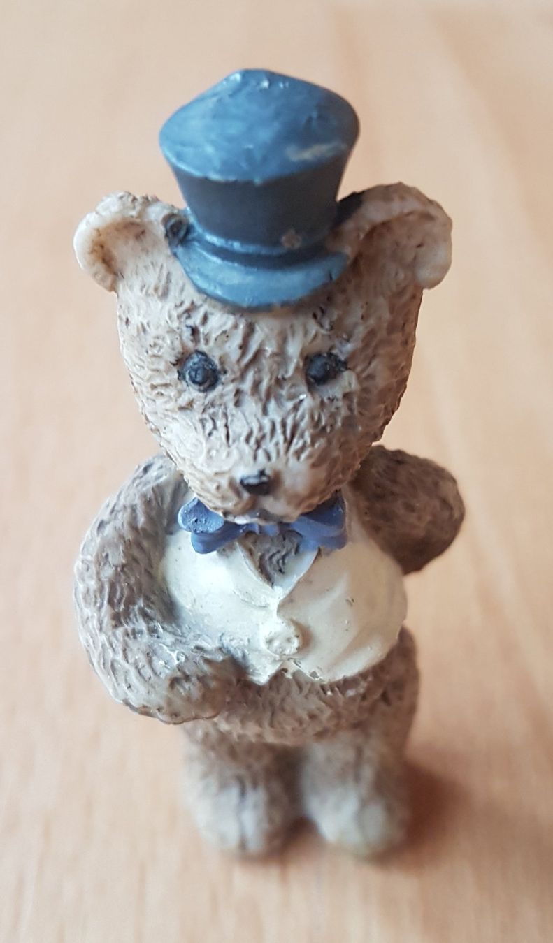 Statuette: 4 BÄRLI SETZKASTENFIGUREN (DEKO) – Usato da Sax venduto da prinzenrollen 3