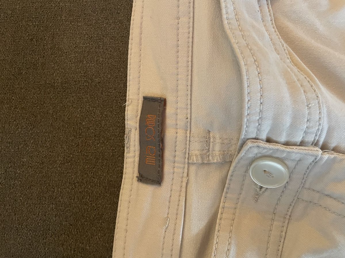 Pantaloni: Pantalon beige 7/8 - beige Hose – Usato da Les Breuleux venduto da nin_9msn 1