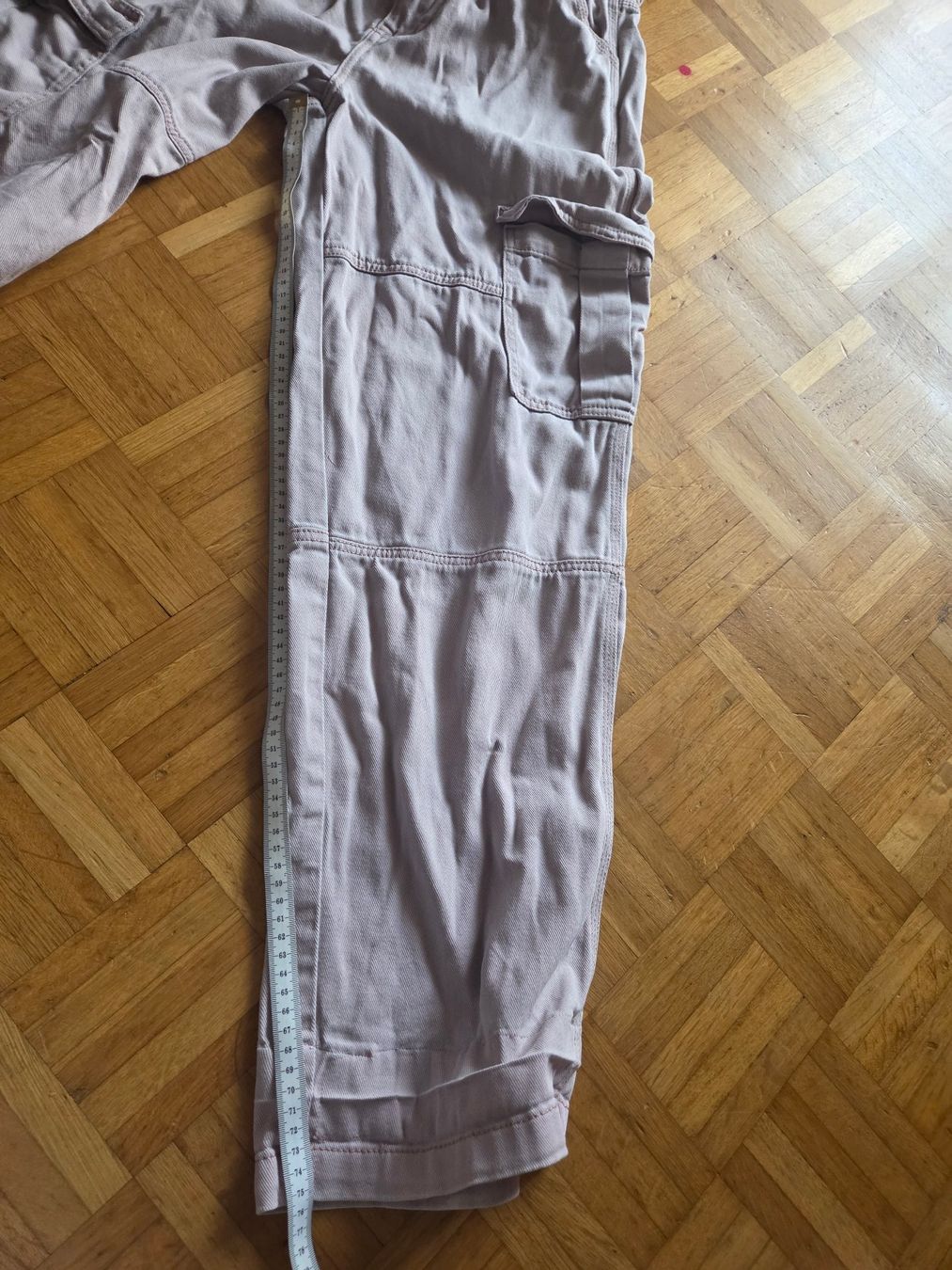 H&M Pantaloni: 3 Cargo-Hosen Gr. 38, 1x neu – Usato da Basel venduto da grandfamily 6