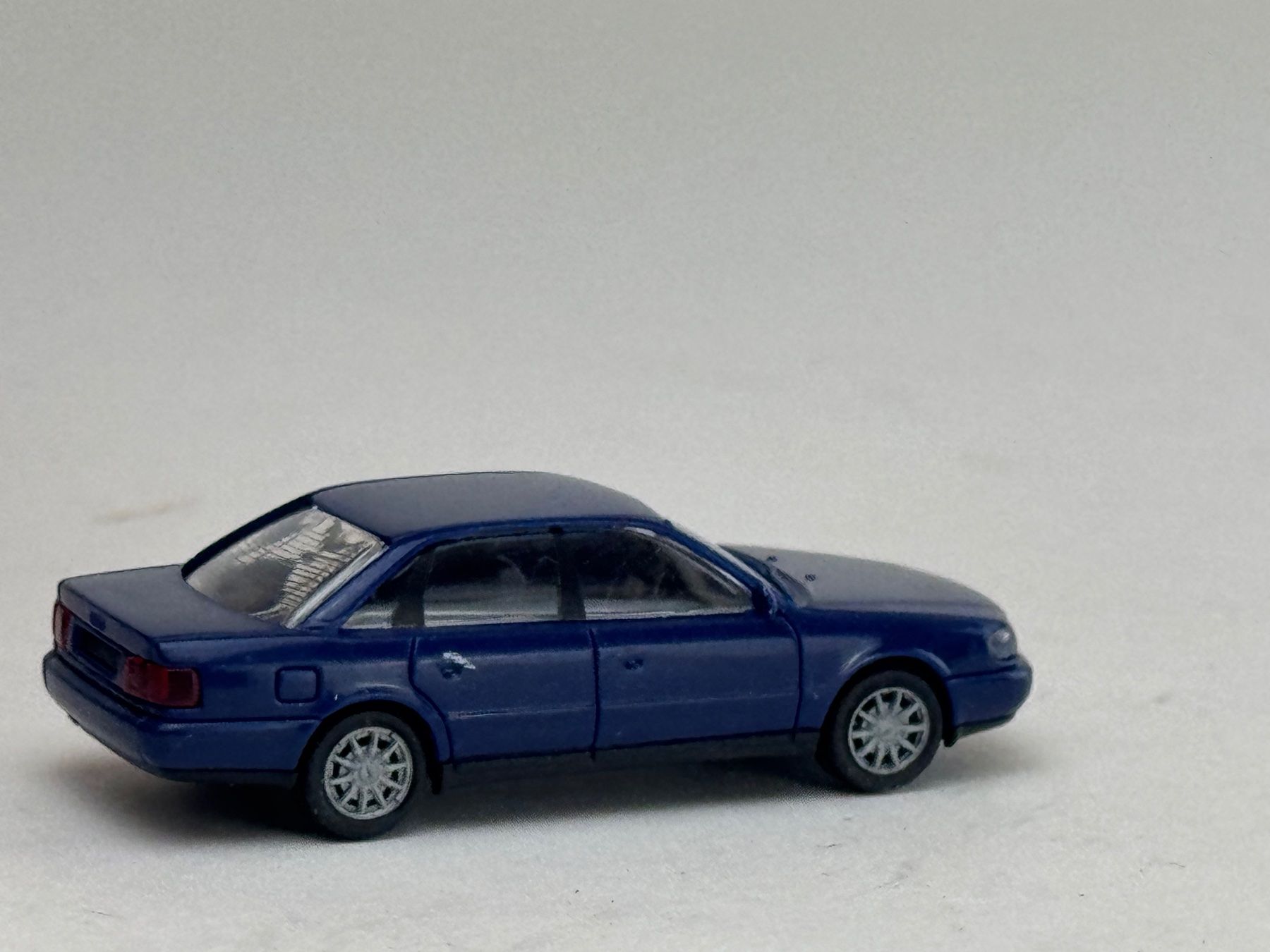 Rietze Modellini d'auto: GB5- Rietze Audi A 4 dunkelblau – Usato da Elm venduto da Wikmtz 1