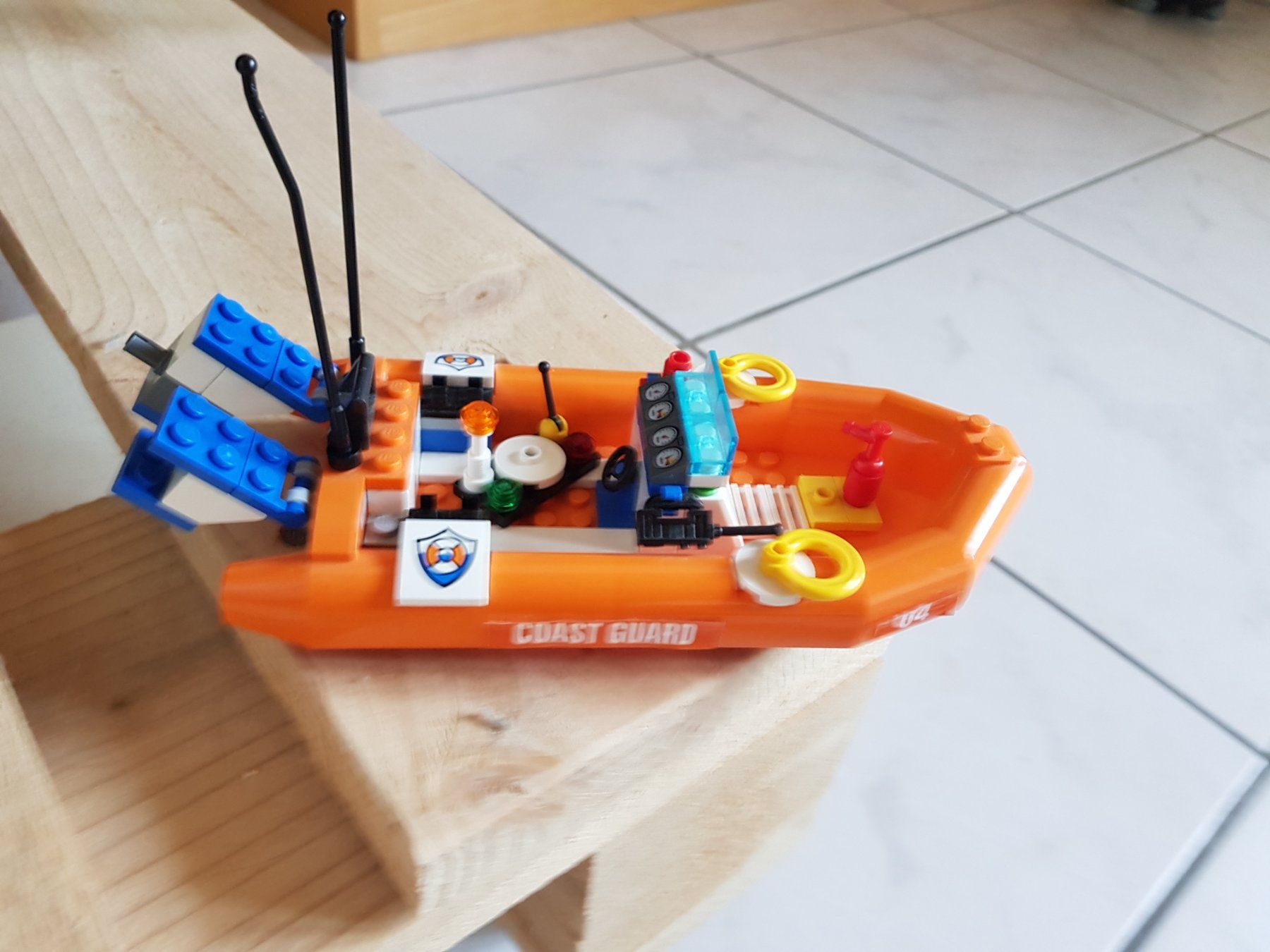 Lego Giocattoli: Lego Coast Guard oranges Boot aus dem Set 60165 – Usato da Hausen am Albis venduto da RoBrixX 5