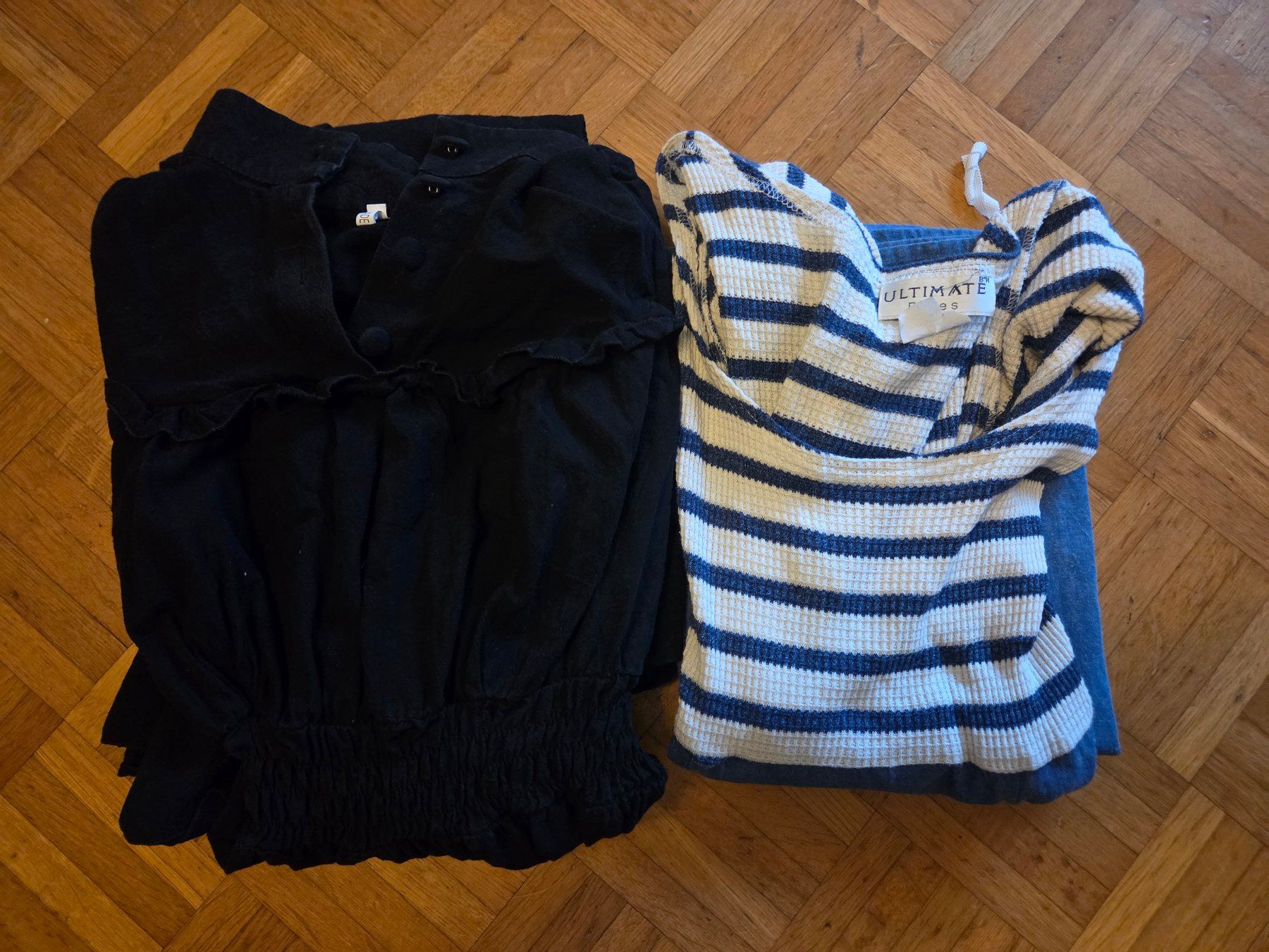 Vestiti: 2 Kleider Gr. S – Usato da Basel venduto da grandfamily