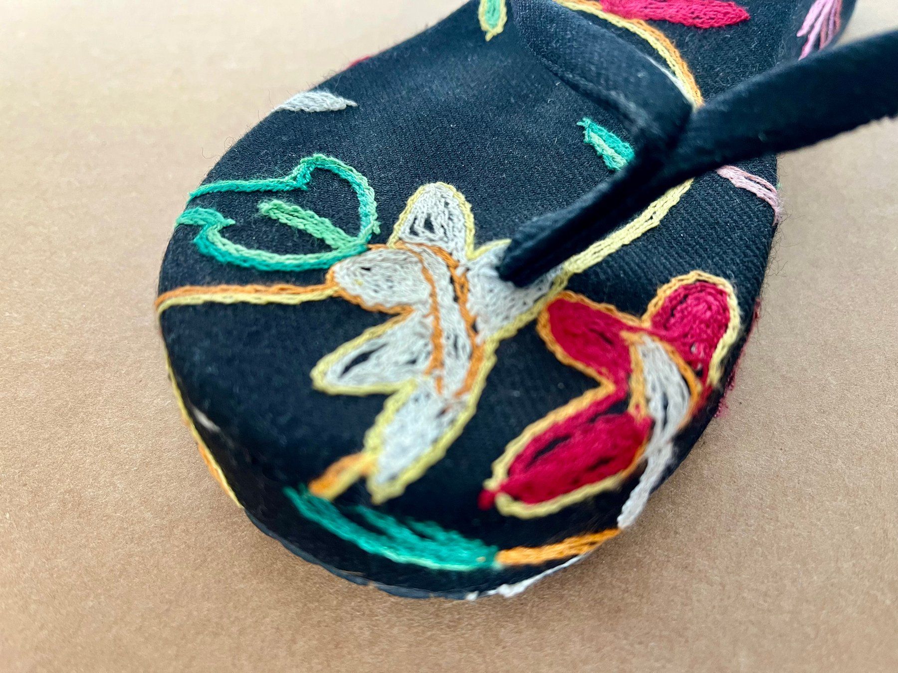 Scarpe da donna: flip flop LOVE – Usato da Bern venduto da Odimarlo 5