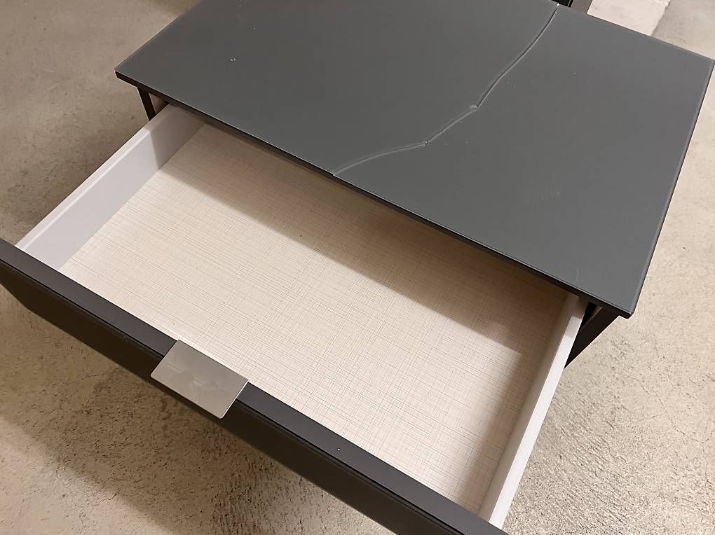 Comodini: 2x Nachttisch – Usato da Rickenbach Sulz venduto da ram_b7x9 1