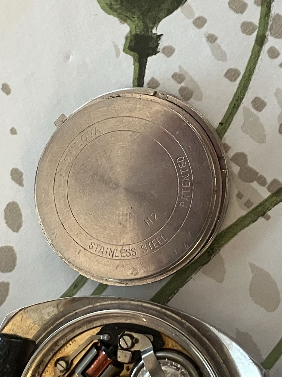 Bulova Uhren: Bulova accutron  – Defekt aus Fribourg von Snoopy-Mousi 5