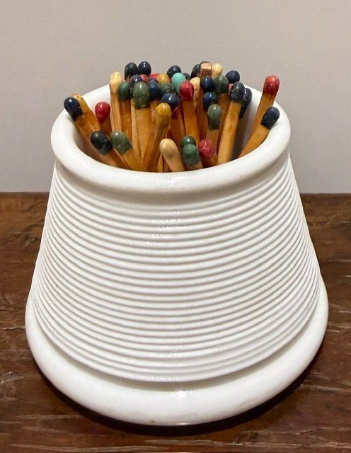Fidibus Aschenbecher: Fidibus Aschenbecher, Weiss, Vintage Style – Gebraucht aus Gersau von pandabear01