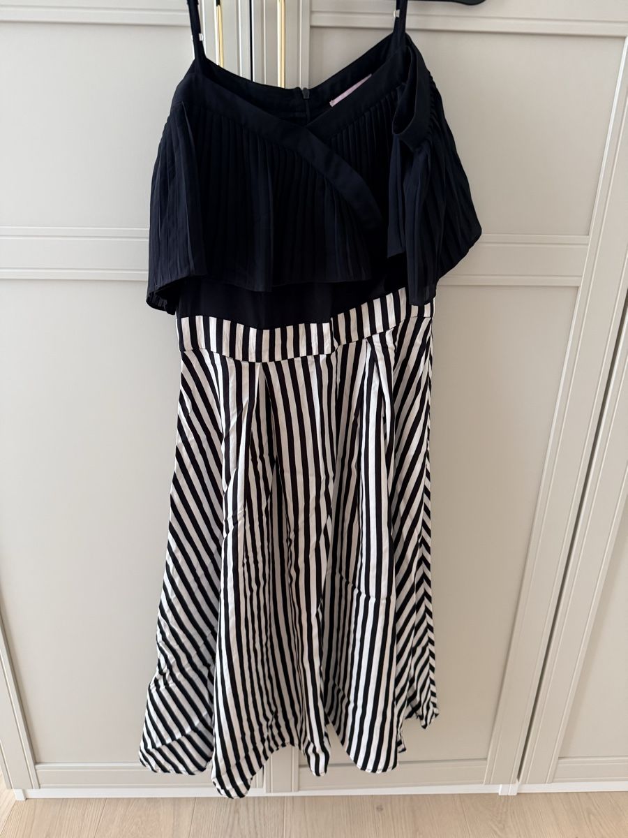 Kleider: Dress 38-40 size  – Gebraucht aus Killwangen von per_2jjp