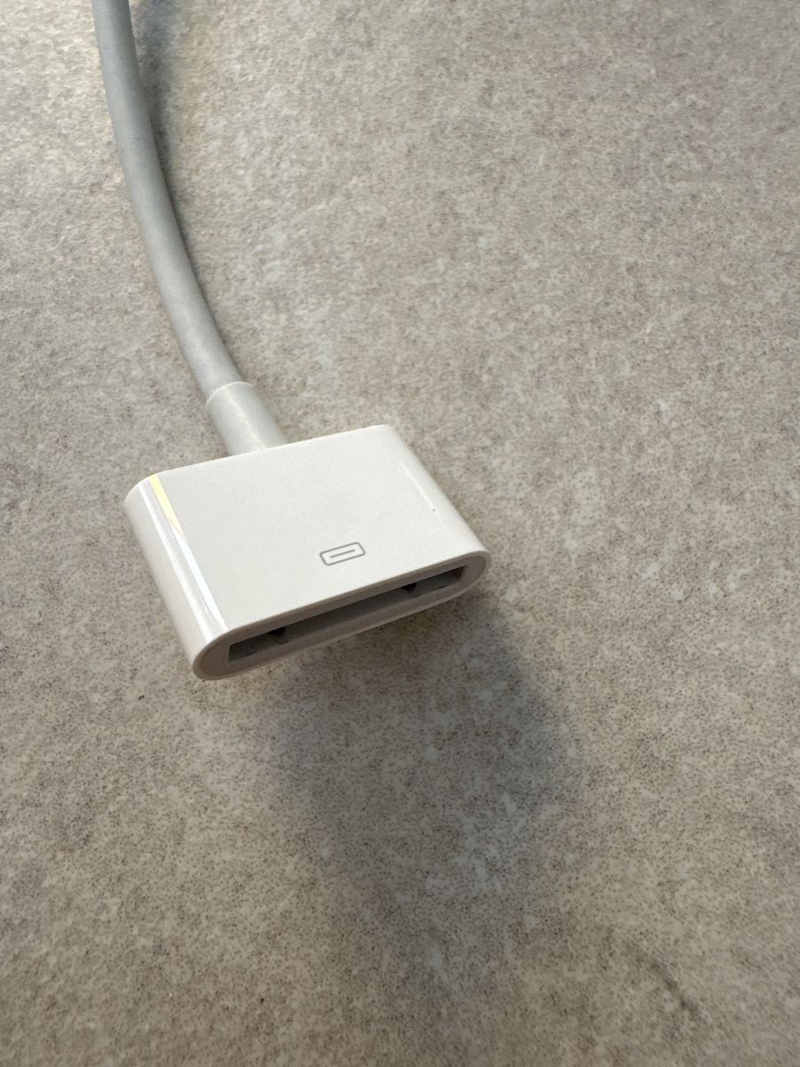 Apple Unità & Adattatore: Apple Adapter pin30 – Usato da Buttikon SZ venduto da alf_g6sd 1