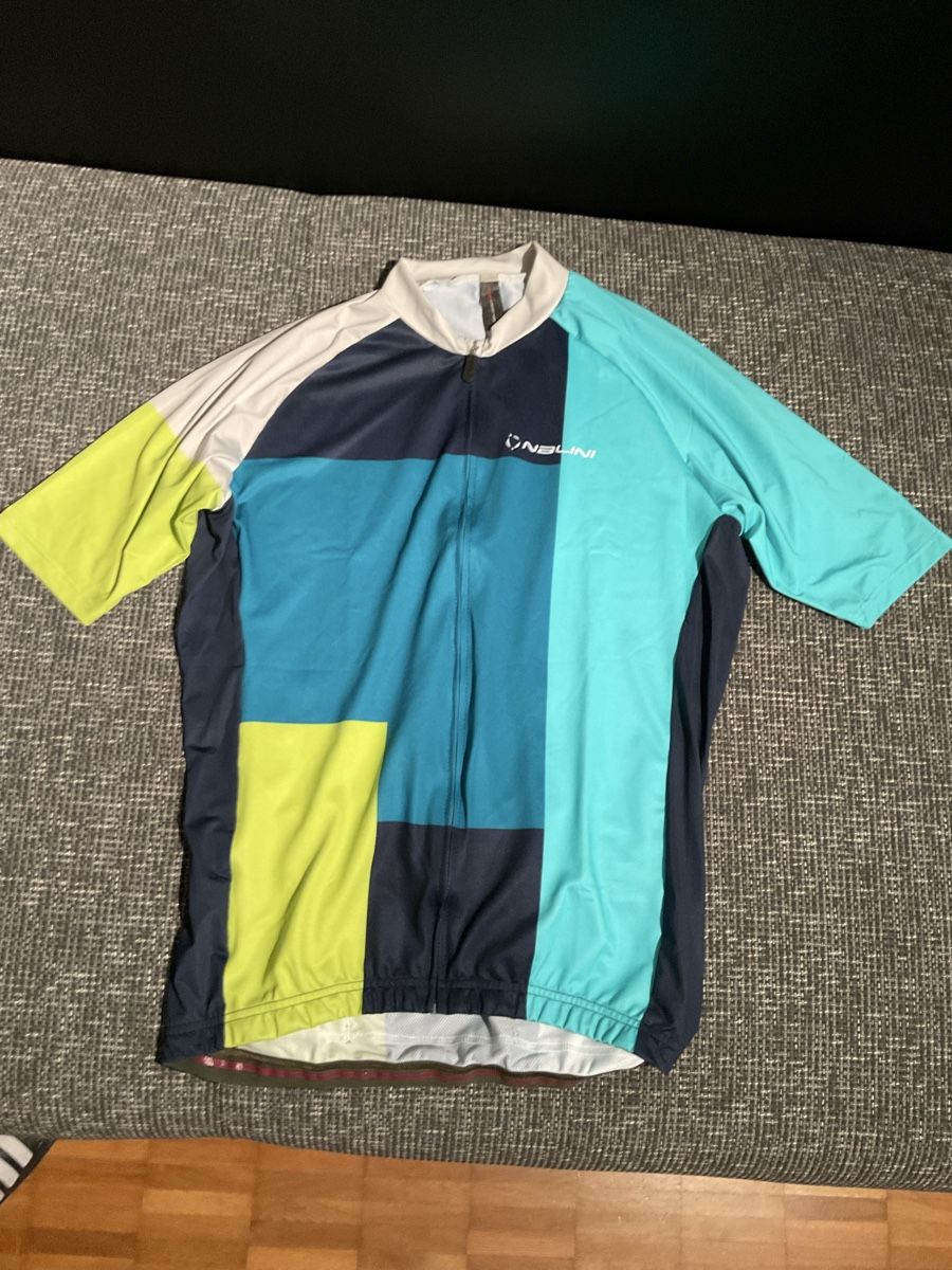Maillots de corps & Pantalons: Velokleiderpaket 5 Teile – D'occasion à Magden par Karo129 2