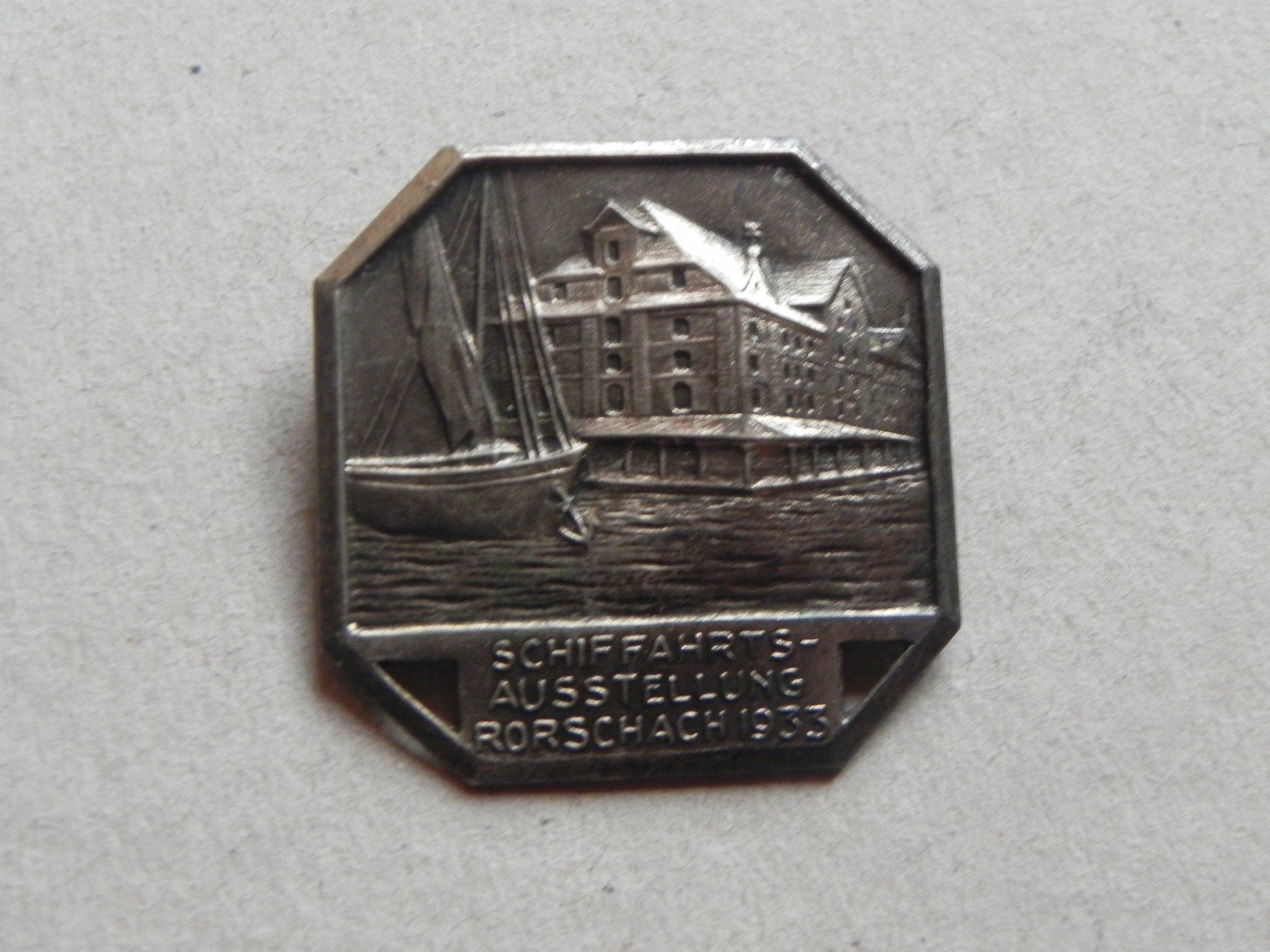 Broches & Aiguilles: Abzeichen Brosche Rorschach 1933 Schiff Boot Ausstellung – D'occasion à Siebnen par krimsie