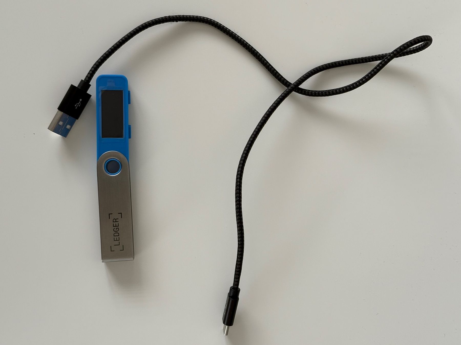 Ledger Coin Miner: Ledger Nano S Plus - Portefeuille crypto SÉCURISÉ – Usato da Lausanne venduto da opi_92cn 7