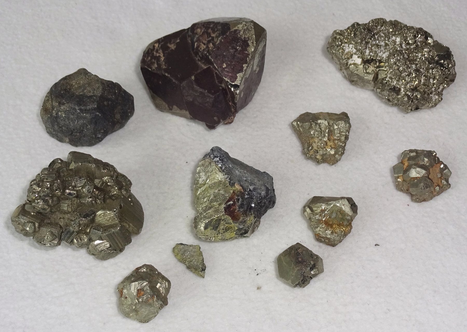 Mineralien & Heilsteine: verschiedene Pyrite – Gebraucht aus St.Gallen von Paddington11 5