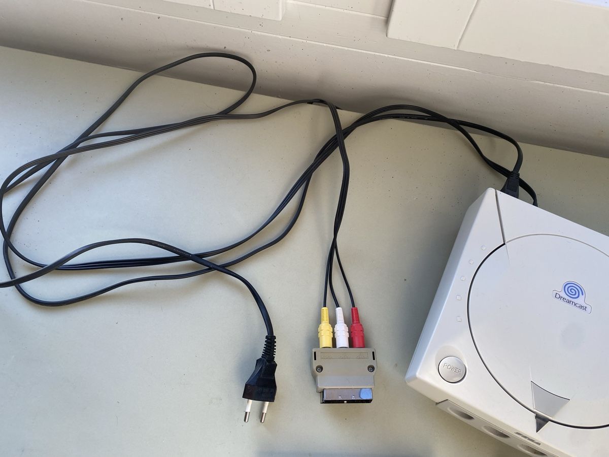 Sega Consoles: Sega Dreamcast Bundle – D'occasion à Zürich par LilySchlatter 6