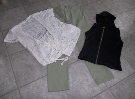9 teiliges Damen Kleiderpaket Grösse 42/L