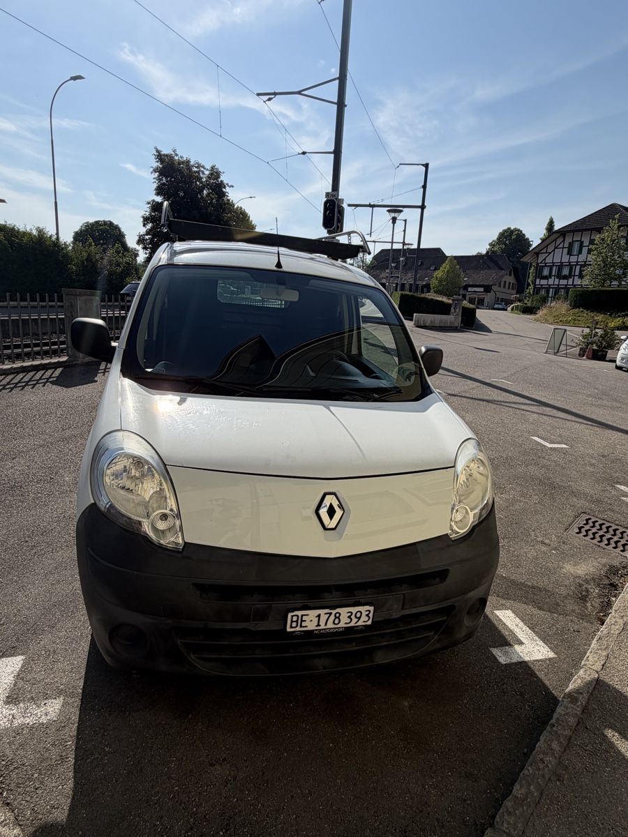 Renault Véhicules utilitaires: Renault Kangoo 1.6 – D'occasion à Niederbipp par cai_5hsf 2