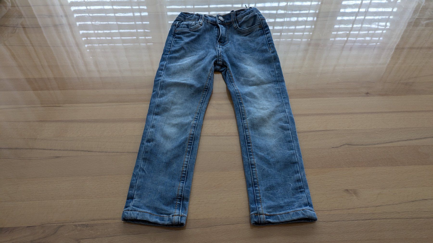 Hosen: Schöne Hose - Grösse 104 – Gebraucht aus Staufen von Fleby84 1