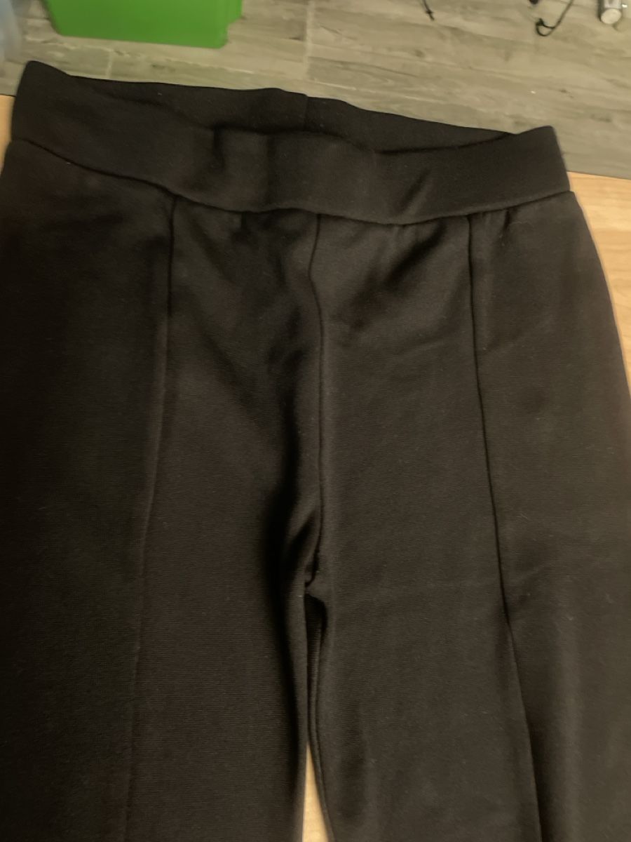 Polyester Pantaloni: 2 Polyester Hosen mit Schlitz, Grösse 146/152- Top! – Usato da Obergerlafingen venduto da cabo4 3
