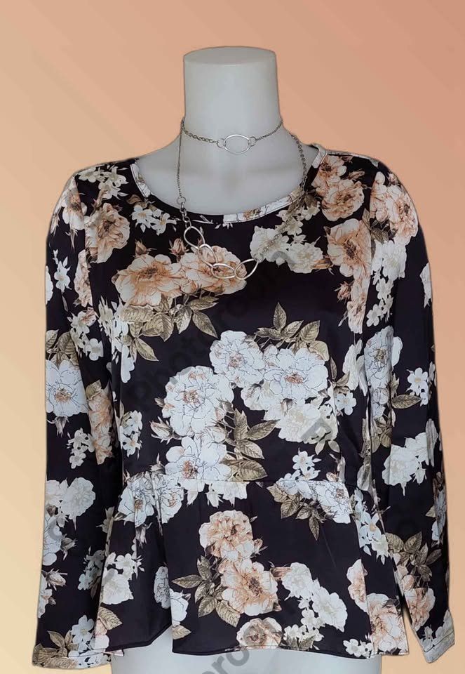 Blusen: Schöne Bluse NEU – Neu und originalverpackt aus Aarburg von Hystoria 3