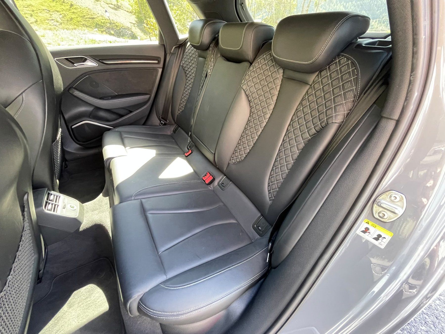Audi Autos: Audi RS3 8V – Gebraucht aus Visp von ben_p65g 9