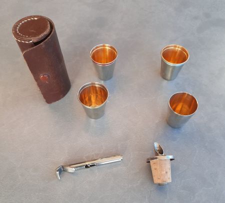 originelle Schnapsbecher