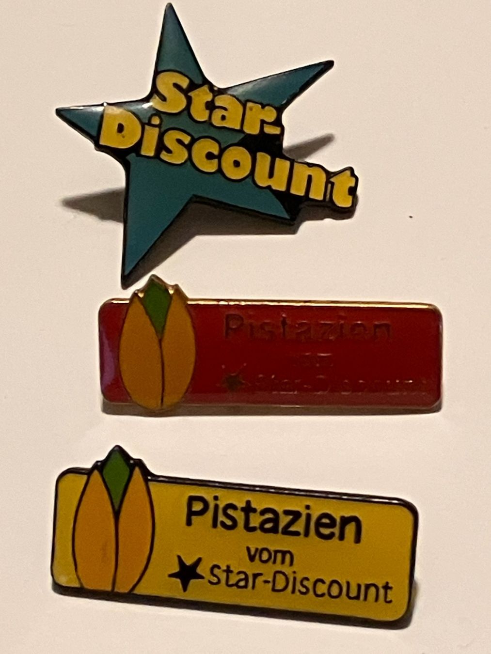 Placchette & Badge: 3 Pin Star Discount Pistazien – Usato da Basel venduto da djwwpp