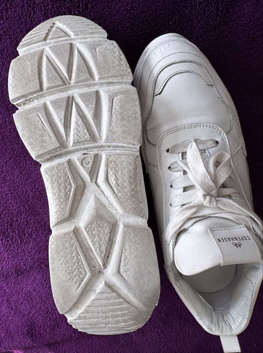Copenhagen Damenschuhe: Weisse Copenhagen Schuhe, Grösse 39 – Gebraucht aus Kehrsatz von Adrenalina1 1