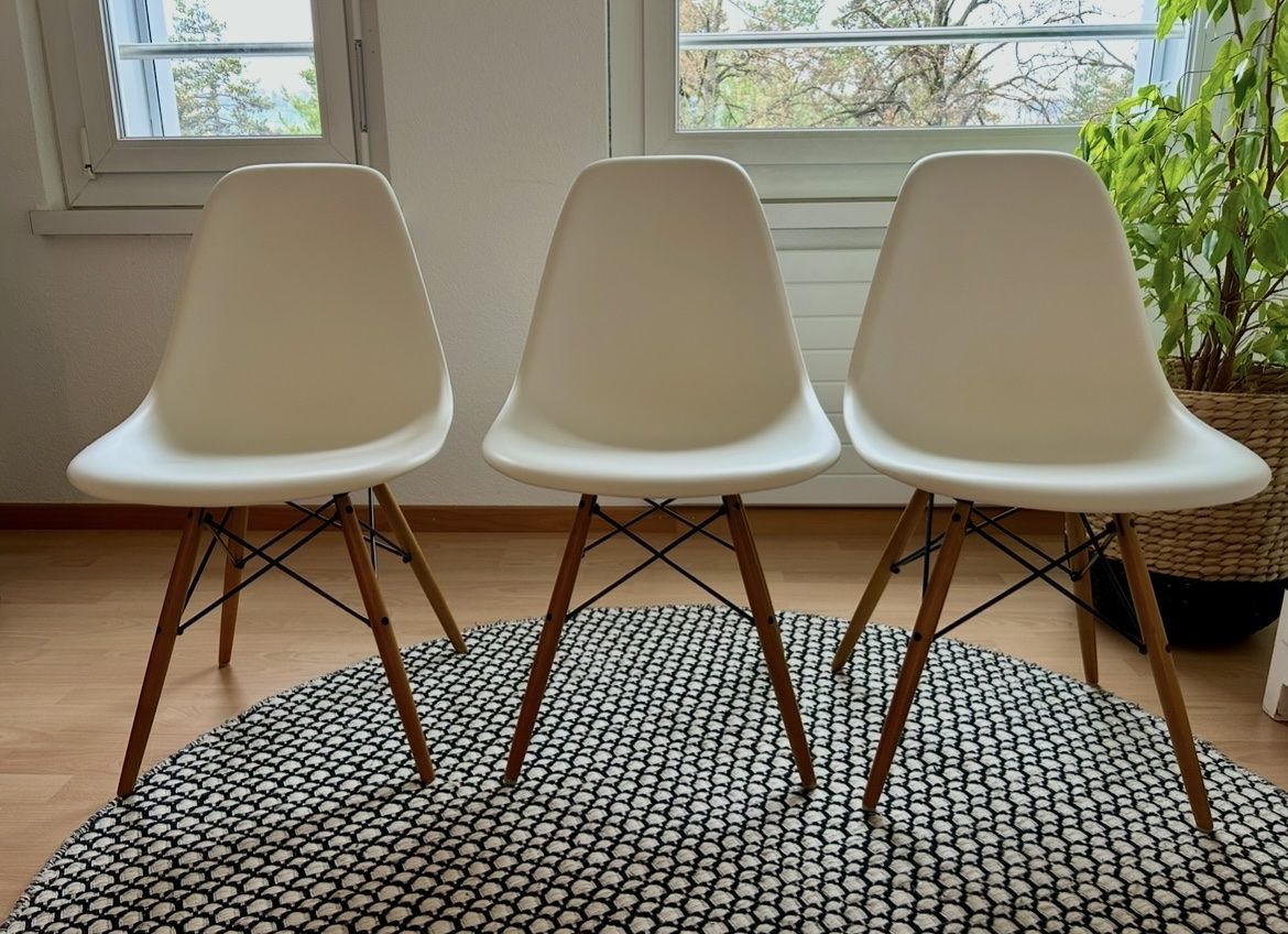 Vitra Sedie: 4x Vitra Eames Plastic Chair – Usato da Zürich venduto da bir_dcc9
