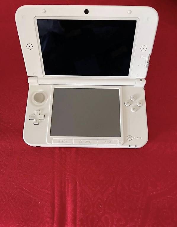 Konsolen: Nintendo 3 DS XL edition Pikatchu  – Gebraucht aus Genève von jbb_2wvh 2