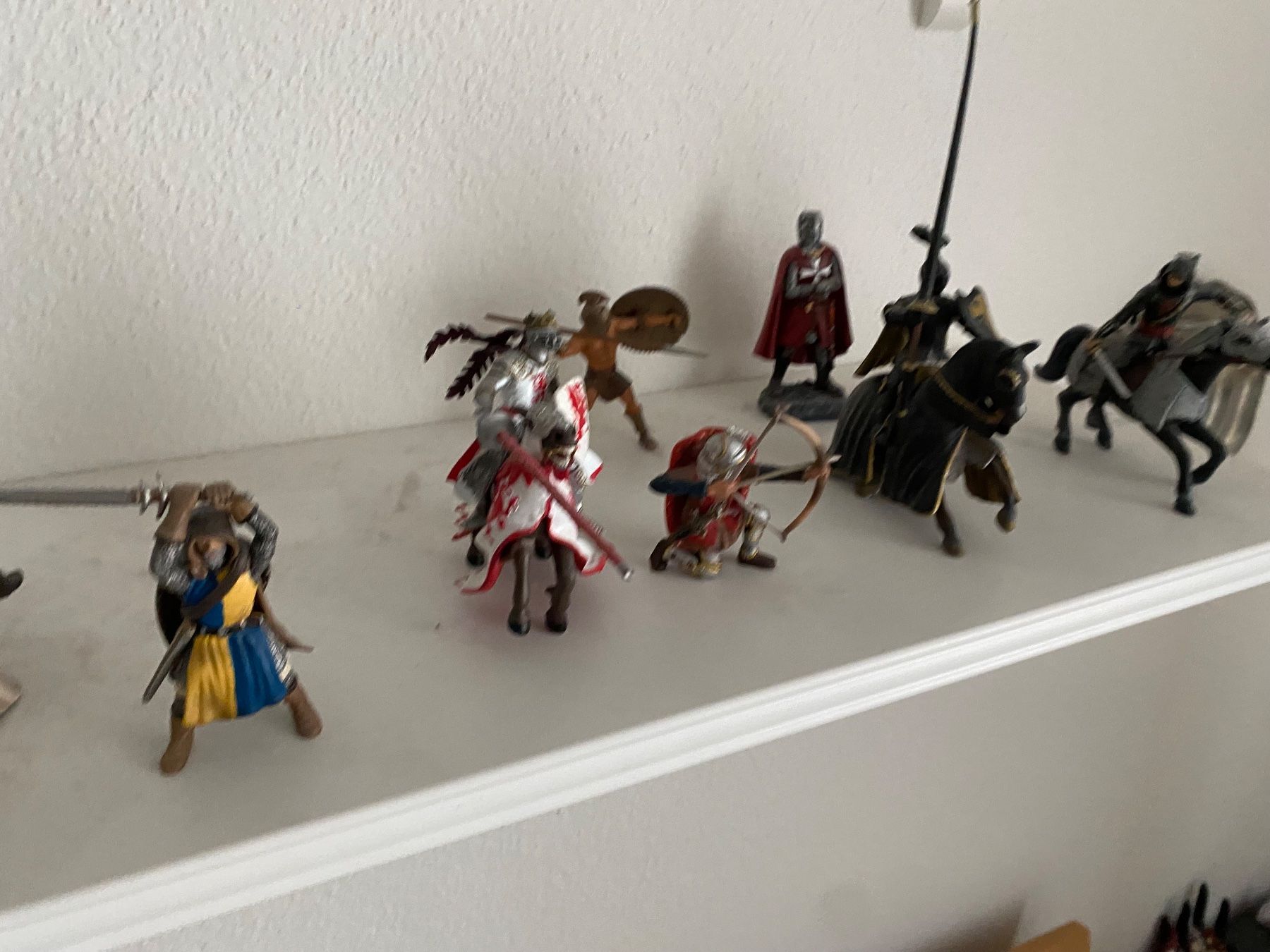 Schleich Figuren: Drachenfiguren Set mit Rittern guter Zustand – Gebraucht aus Obernau von YvesHeiz 2