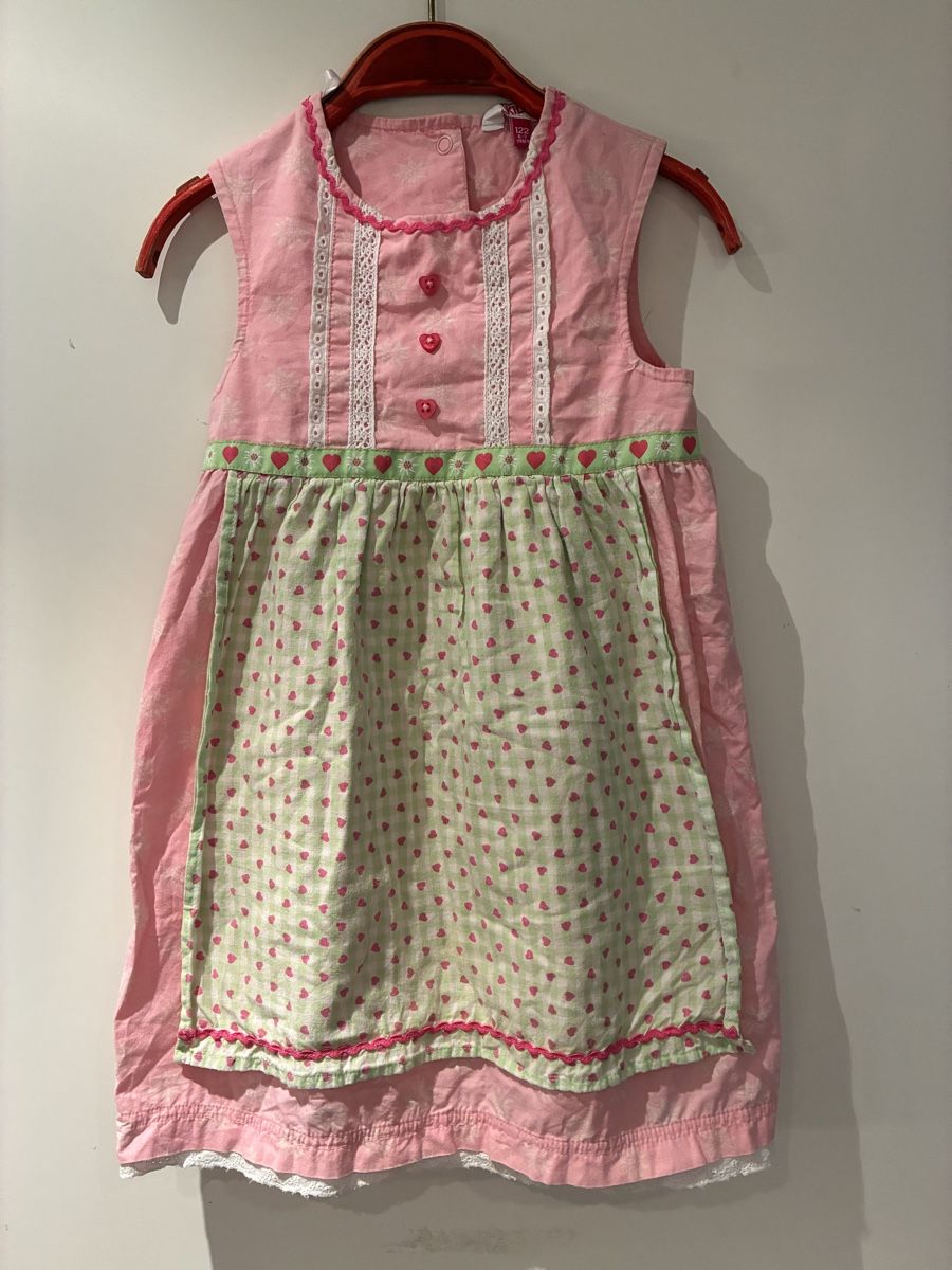 Vestiti & Gonne: Tolles Kleid Gr. 122 – Usato da richterswil venduto da lunamarie001