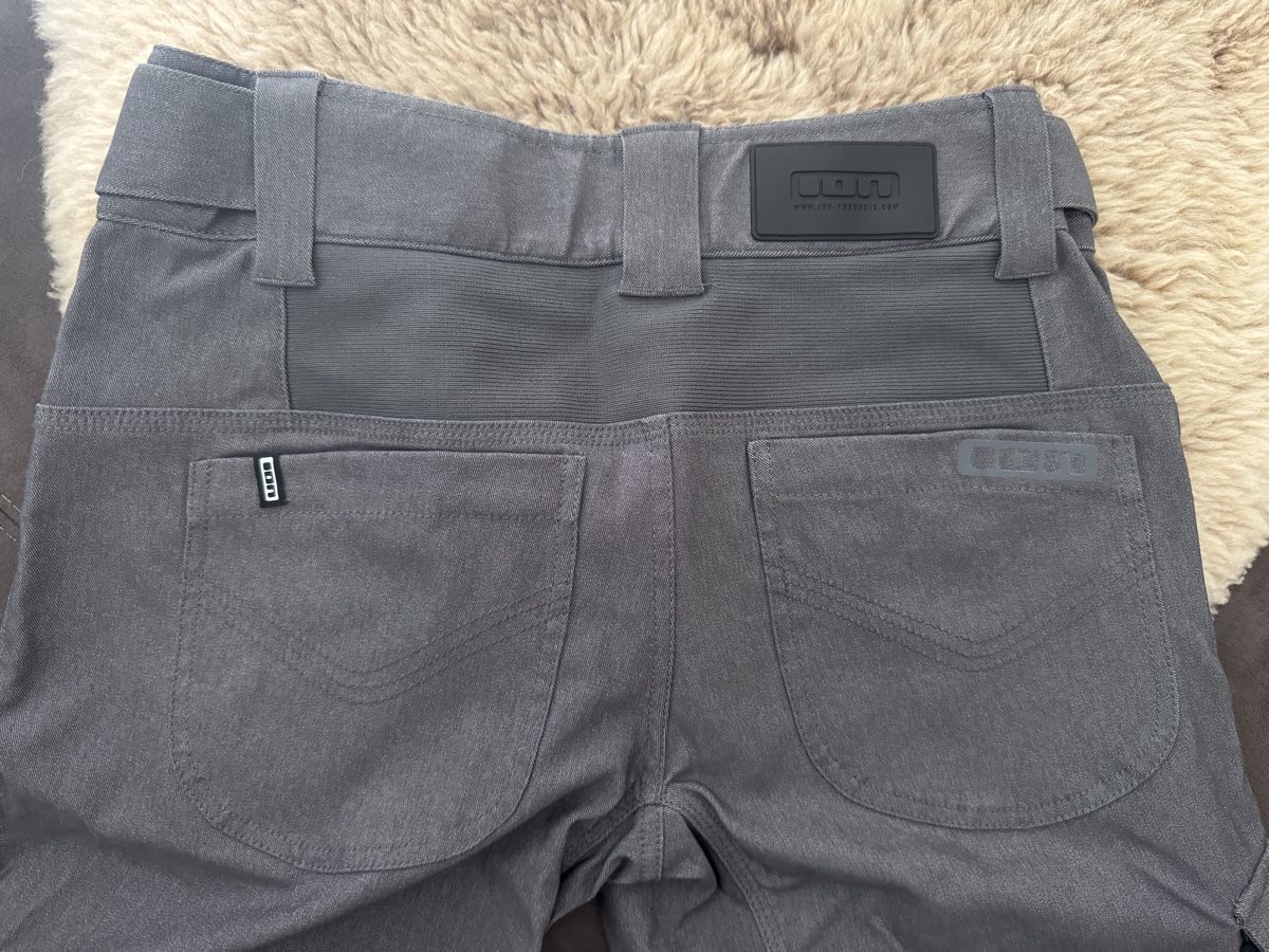 Hosen: Bikehose ion grau – Gebraucht aus Rorschach von Tonia91 3