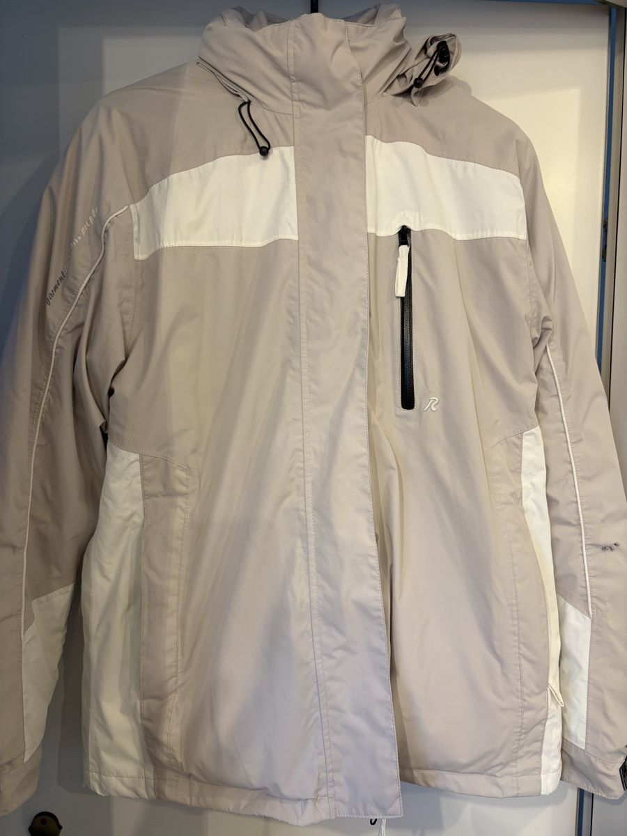 Rukka Vestes: Rukka Jacke, Grösse 40 – D'occasion à Meilen par mogli_luna