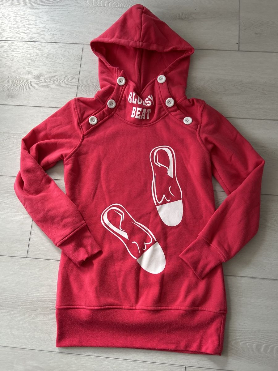 Pullover & Sweatshirts: Kapuzenpulli Gr.M – Gebraucht aus Strengelbach von Xycy