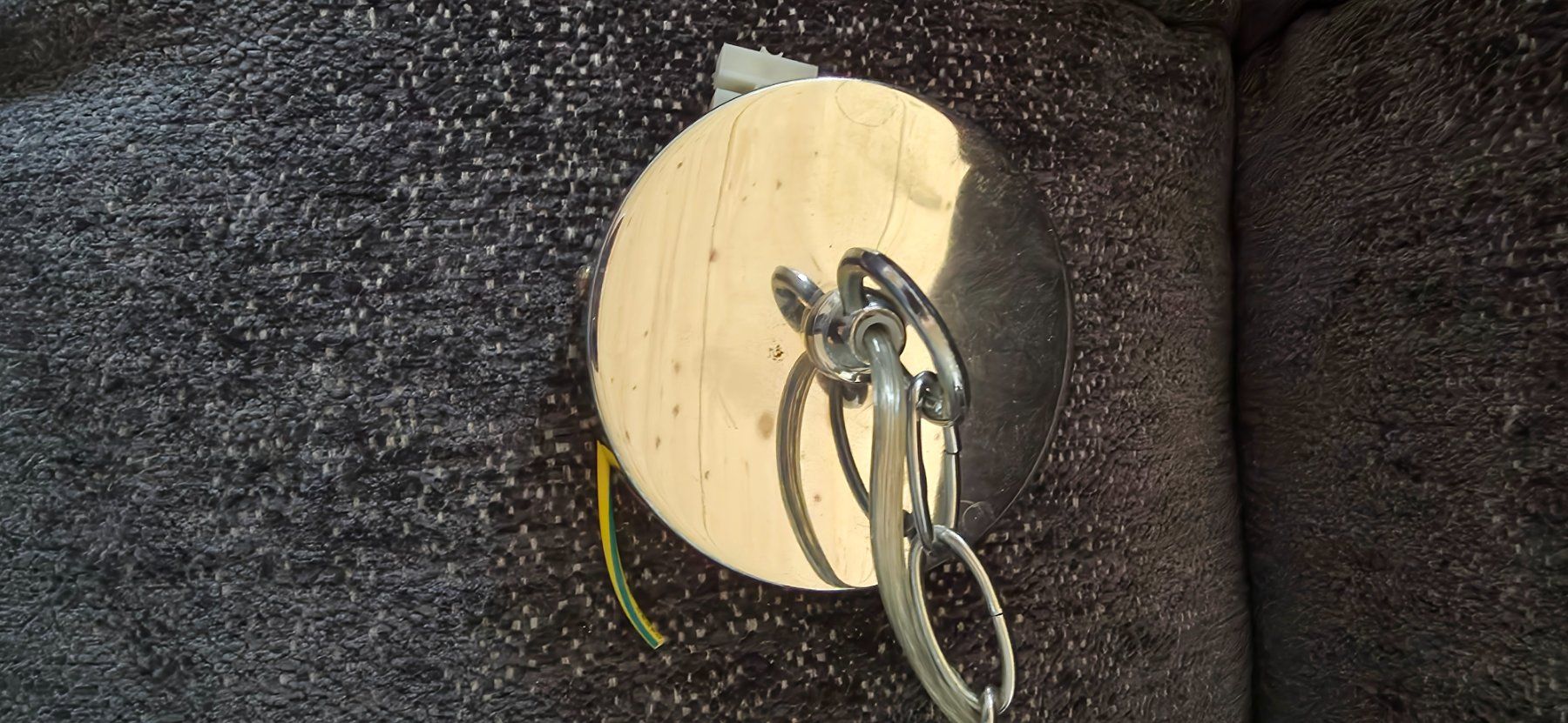 Lampadari & plafoniere: Deckenleuchte mit Chrome und weißer Glaskugel – Usato da Lachen SZ venduto da pet_2h68 2