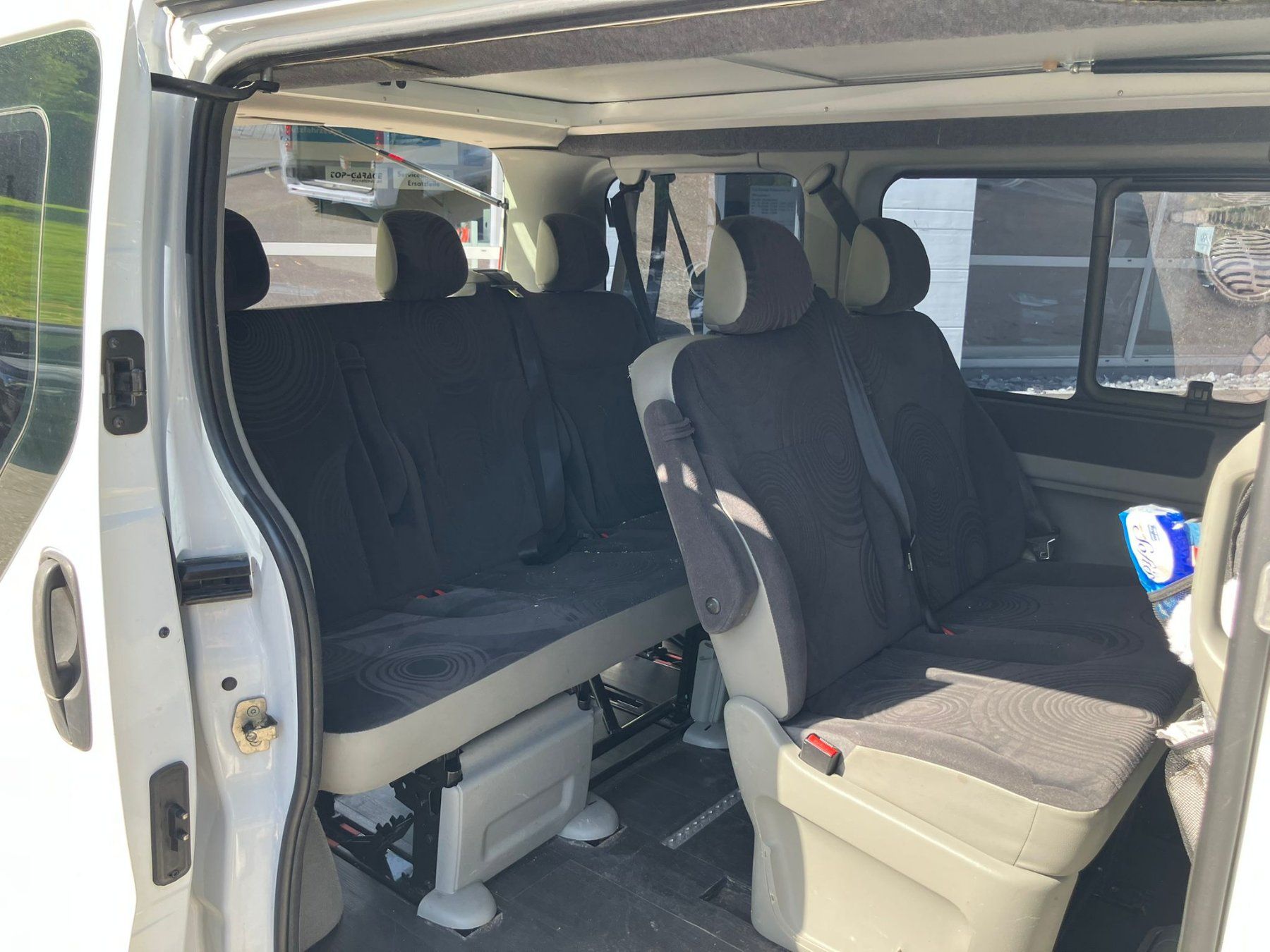 Renault Veicoli da campeggio: Renault Trafic 2.5dci Automat 7 Plätzer oder Camper MFK12.24 – Usato da Fischenthal venduto da inf_k2jf 6