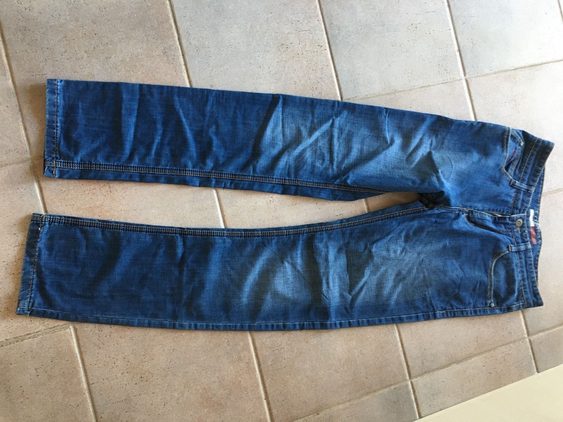 Tommy Hilfiger Jeans: Herren Jeans gr. 48 Hilfiger – Gebraucht aus Kaltbrunn von Modern
