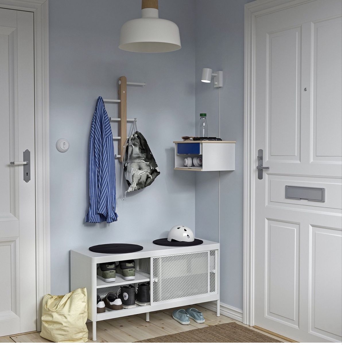 Ikea Panchine: Mackapär Bank mit Schiebetüren – Usato da Egolzwil venduto da Chu. 2