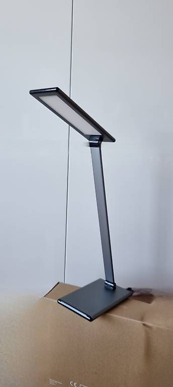 Lampade: Lampe LED de bureau Lumimart – Usato da Cheseaux-sur-Lausanne venduto da 10CHF